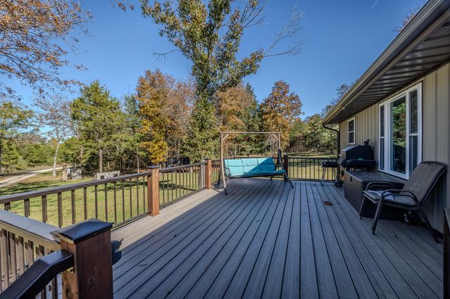 7084 Logan Road, Hartville, MO 65667