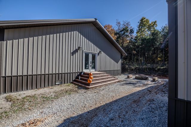 7084 Logan Road, Hartville, MO 65667