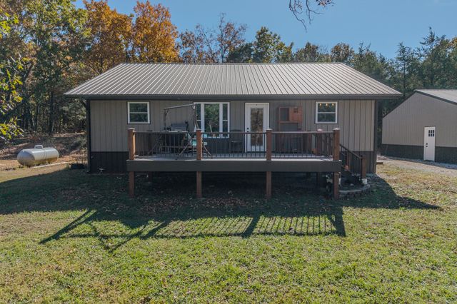 7084 Logan Road, Hartville, MO 65667