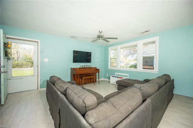 1310 Elder AVE, Chesapeake, VA 23325