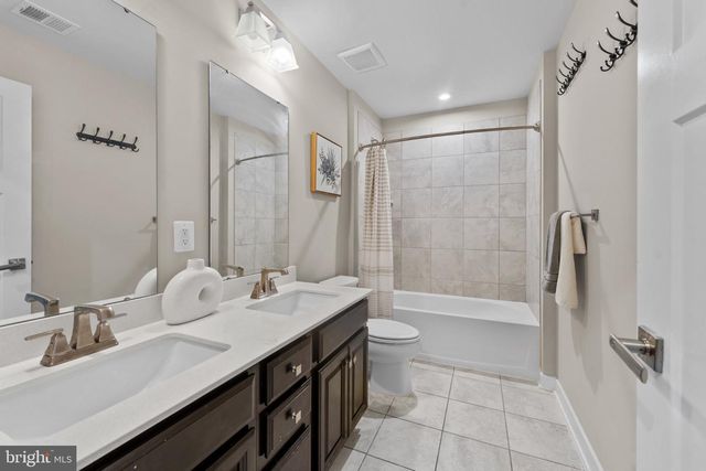 10127 DRESSAGE DR, Upper Marlboro, MD 20772