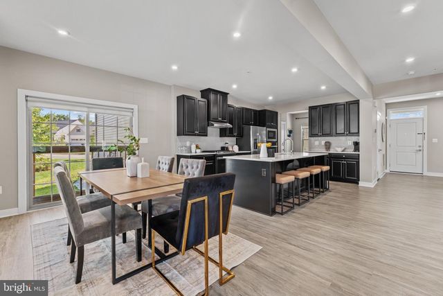 10127 DRESSAGE DR, Upper Marlboro, MD 20772