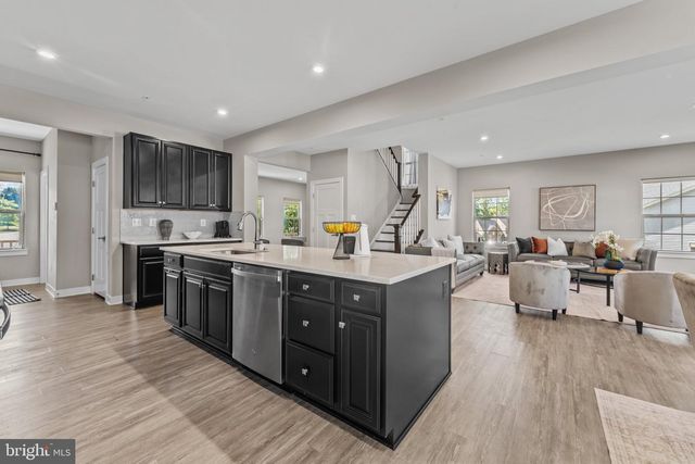 10127 DRESSAGE DR, Upper Marlboro, MD 20772