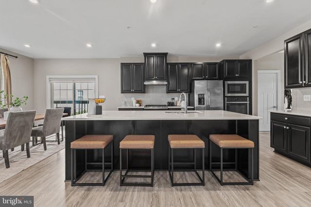10127 DRESSAGE DR, Upper Marlboro, MD 20772