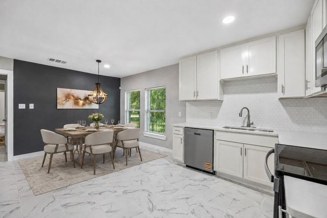 1408 S Fitzhugh Avenue, Dallas, TX 75223