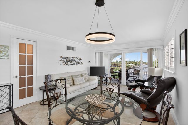 505 N Riverside Drive 21, Pompano Beach, FL 33062