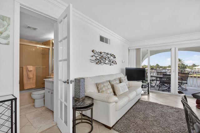 505 N Riverside Drive 21, Pompano Beach, FL 33062