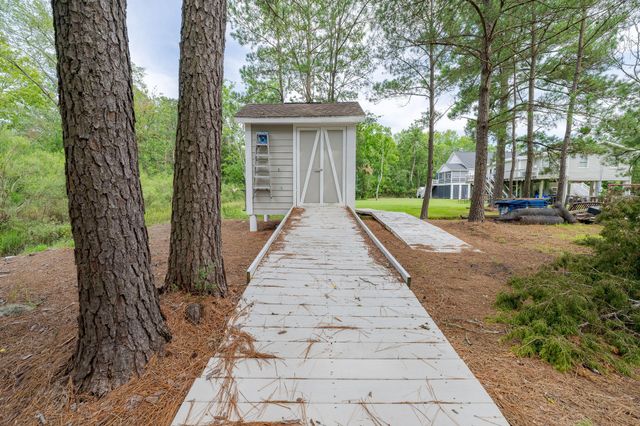 1575 Macoma Drive, Mount Pleasant, SC 29466