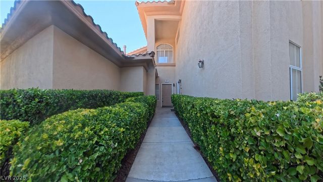 2050 West WARM SPRINGS Road 2921, Henderson, NV 89014