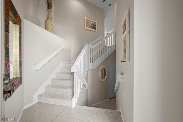 3990 Bishopwood CT W 202, Naples, FL 34114