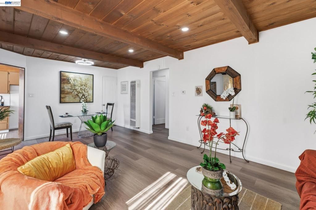 Image 6 of property listing at 4217 Jenkins Way, Richmond, CA 94806