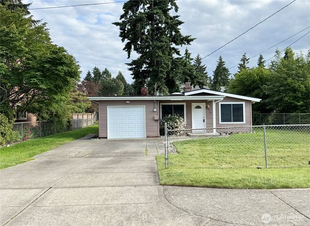 8312 121st Street SW, Lakewood, WA 98498