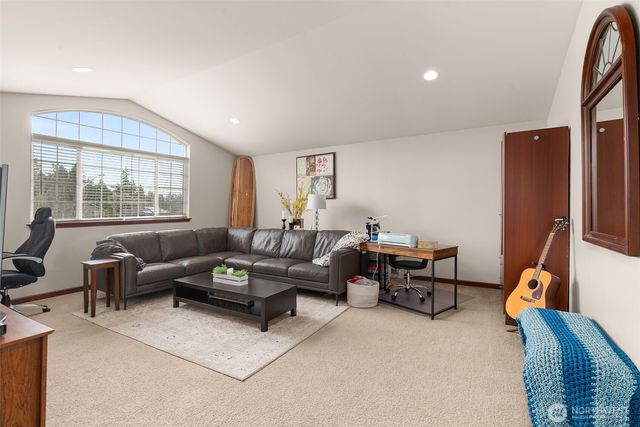 8007 183rd Avenue E, Bonney Lake, WA 98391