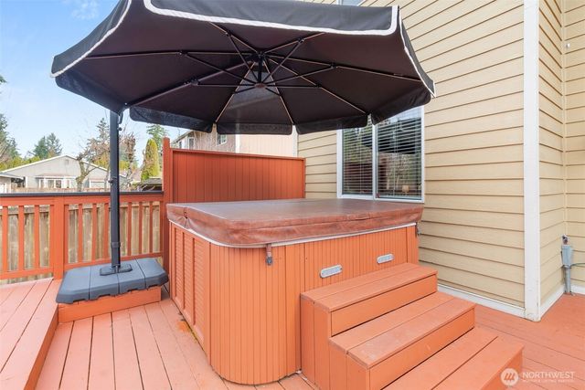 8007 183rd Avenue E, Bonney Lake, WA 98391