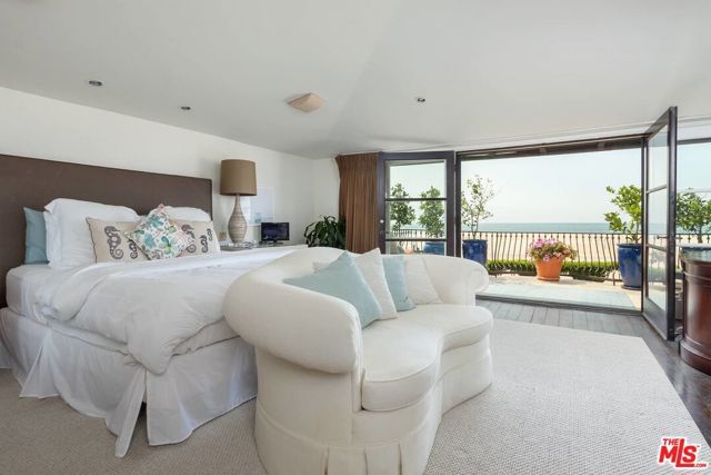 703 Palisades Beach Road, Santa Monica, CA 90402