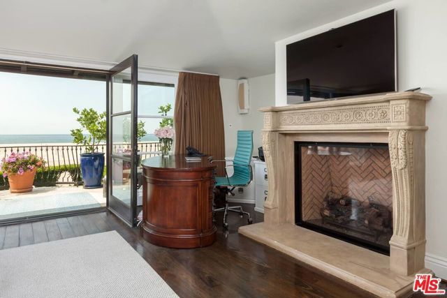 703 Palisades Beach Road, Santa Monica, CA 90402