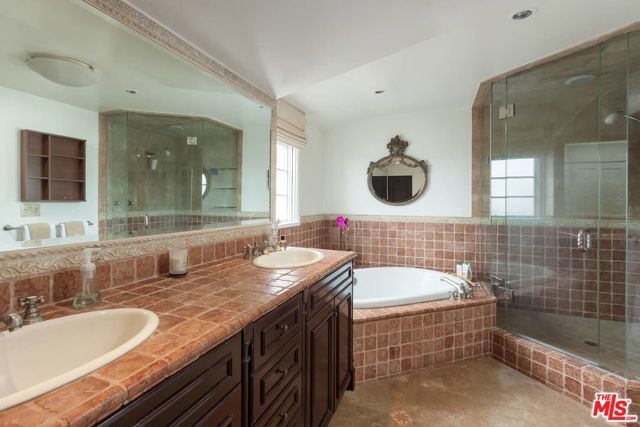 703 Palisades Beach Road, Santa Monica, CA 90402