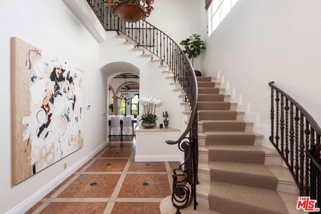 703 Palisades Beach Road, Santa Monica, CA 90402