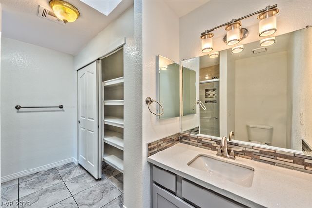 5745 West Meranto Avenue, Las Vegas, NV 89139