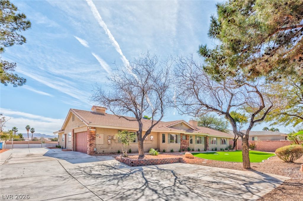 5745 West Meranto Avenue, Las Vegas, NV 89139