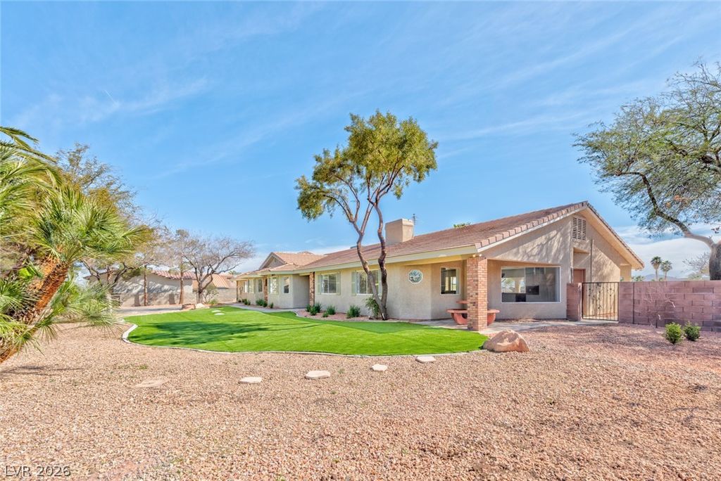 5745 West Meranto Avenue, Las Vegas, NV 89139 — photo 3