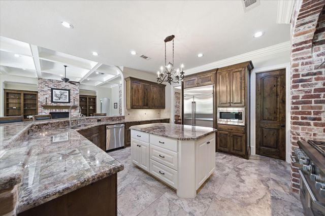 32102 Rolling Woods Trail, Fulshear, TX 77441