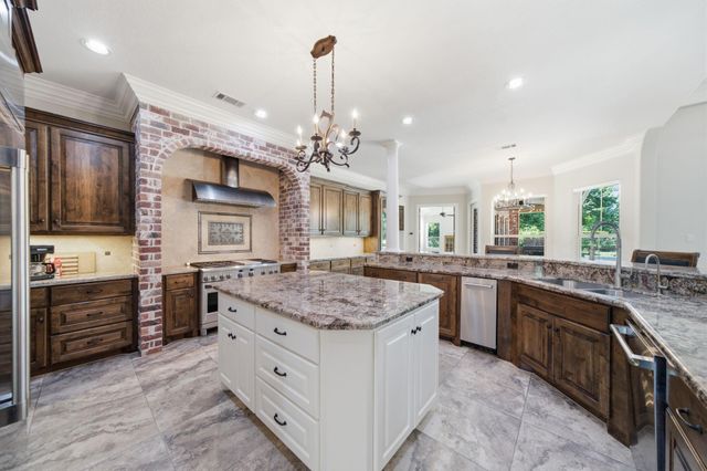 32102 Rolling Woods Trail, Fulshear, TX 77441