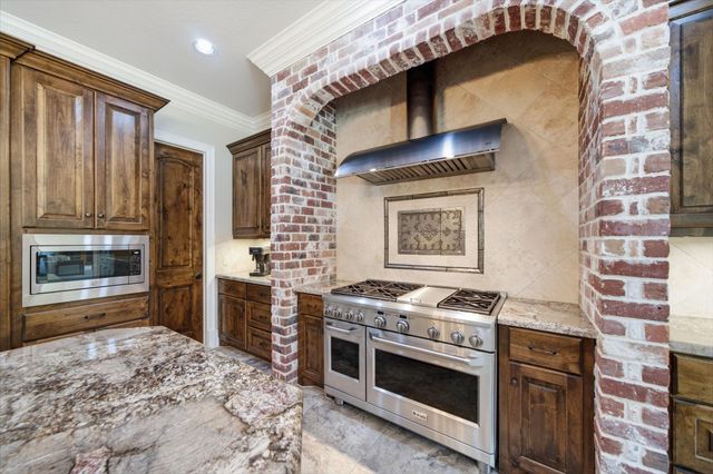 32102 Rolling Woods Trail, Fulshear, TX 77441