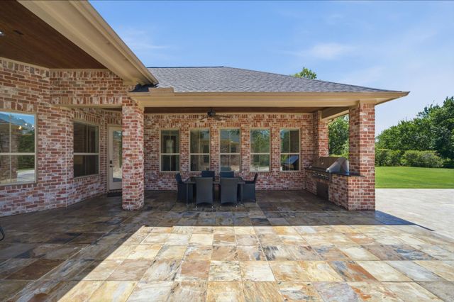 32102 Rolling Woods Trail, Fulshear, TX 77441