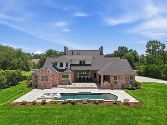 32102 Rolling Woods Trail, Fulshear, TX 77441