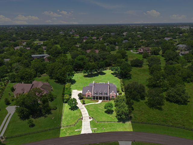 32102 Rolling Woods Trail, Fulshear, TX 77441