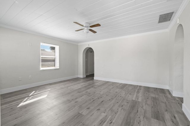 1301 W 25th Street, Riviera Beach, FL 33404