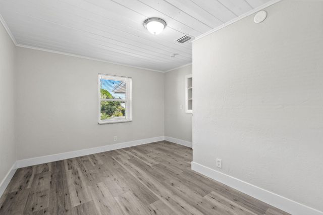 1301 W 25th Street, Riviera Beach, FL 33404