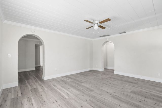 1301 W 25th Street, Riviera Beach, FL 33404