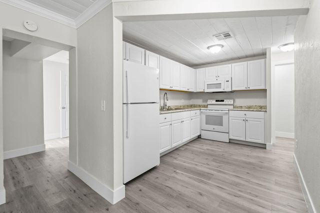 1301 W 25th Street, Riviera Beach, FL 33404