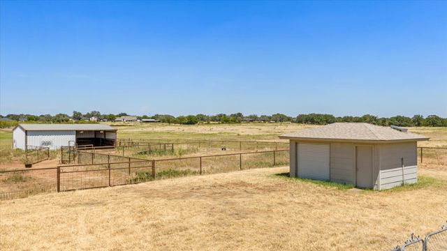 330 Reed Road, Granbury, TX 76049
