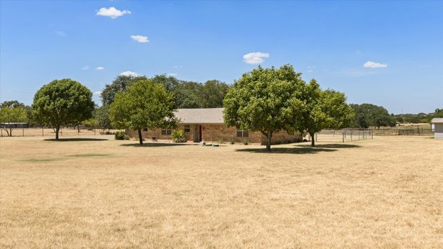 330 Reed Road, Granbury, TX 76049