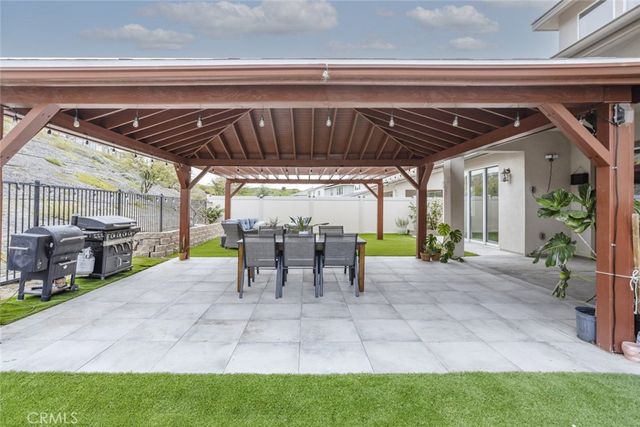 28532 Songbird, Canyon Country, CA 91350