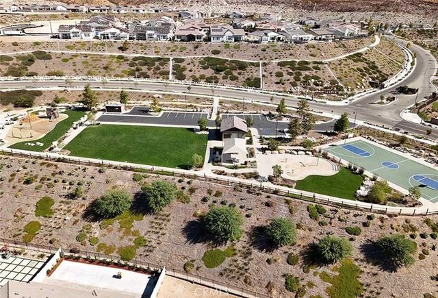 28532 Songbird, Canyon Country, CA 91350