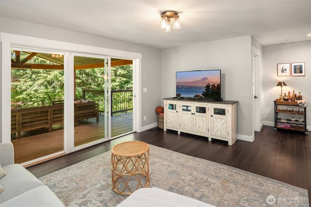 20116 70th Avenue SE, Snohomish, WA 98296