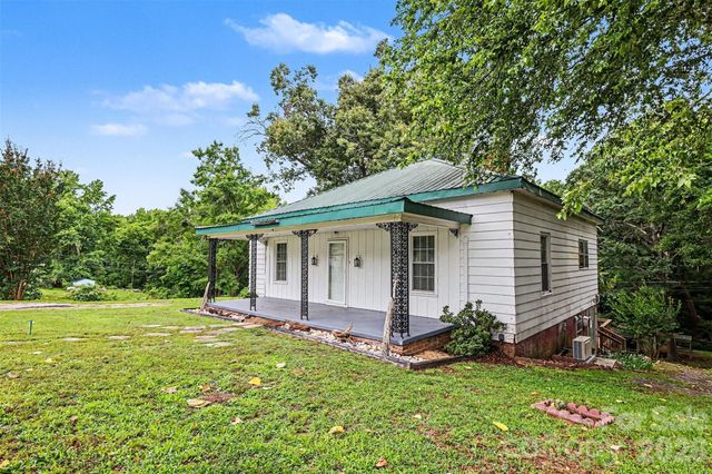58 Poplar Street, Great Falls, SC 29055