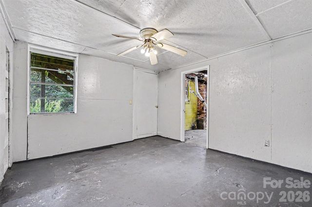 58 Poplar Street, Great Falls, SC 29055