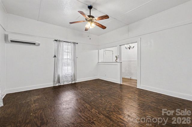 58 Poplar Street, Great Falls, SC 29055