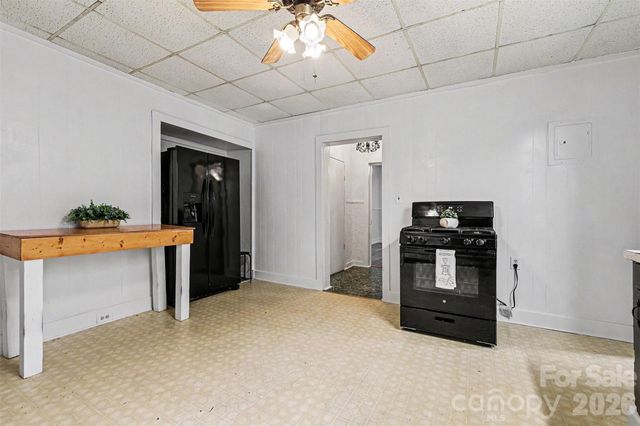 58 Poplar Street, Great Falls, SC 29055