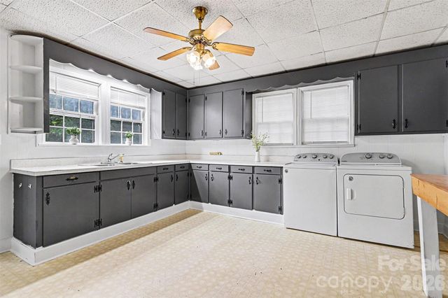 58 Poplar Street, Great Falls, SC 29055