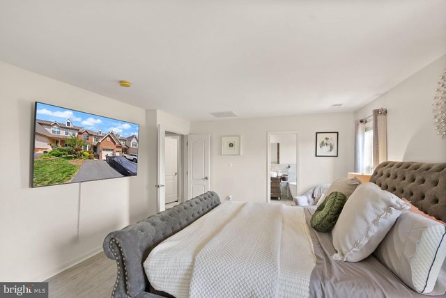 43272 BALTUSROL TER, Ashburn, VA 20147