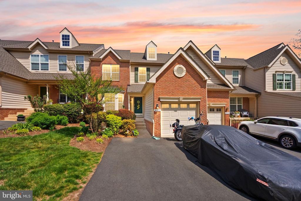 43272 BALTUSROL TER, Ashburn, VA 20147