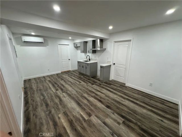 2566 Broadway, Huntington Park, CA 90255