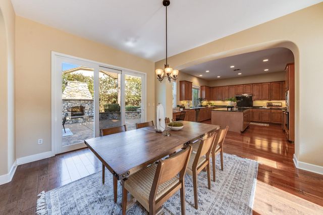 5617 Mariolyn Ct, Elk Grove, CA 95757