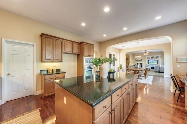 5617 Mariolyn Ct, Elk Grove, CA 95757